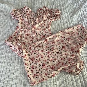 Lait Macia Floral Frill Sleeve Dress